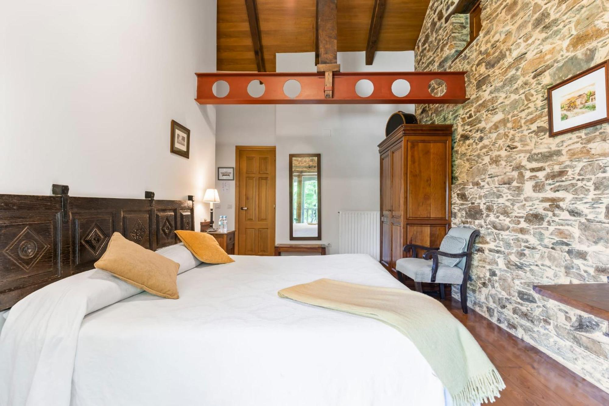 Casa Peleyon Bed & Breakfast Castropol Exterior photo