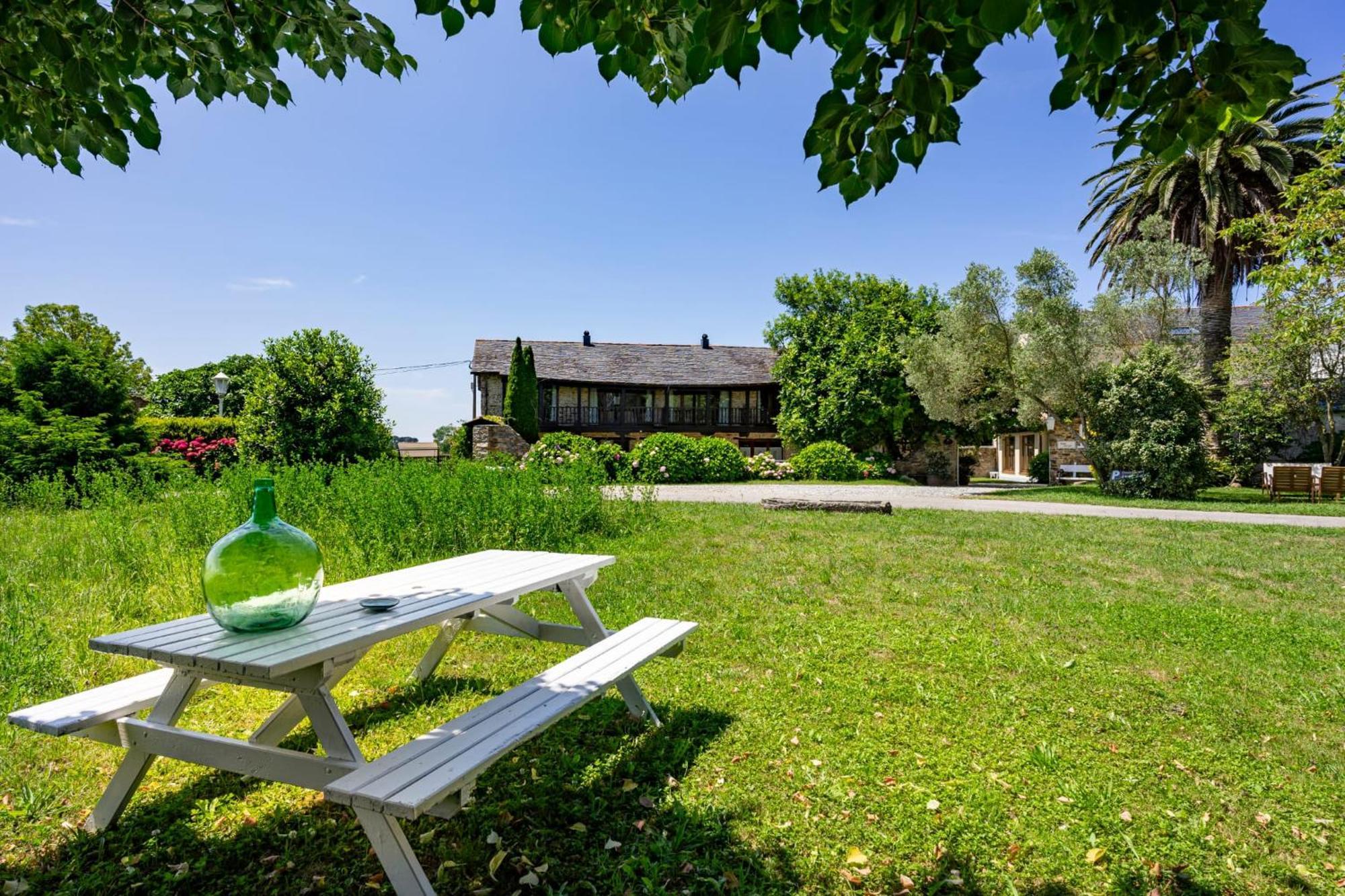 Casa Peleyon Bed & Breakfast Castropol Exterior photo