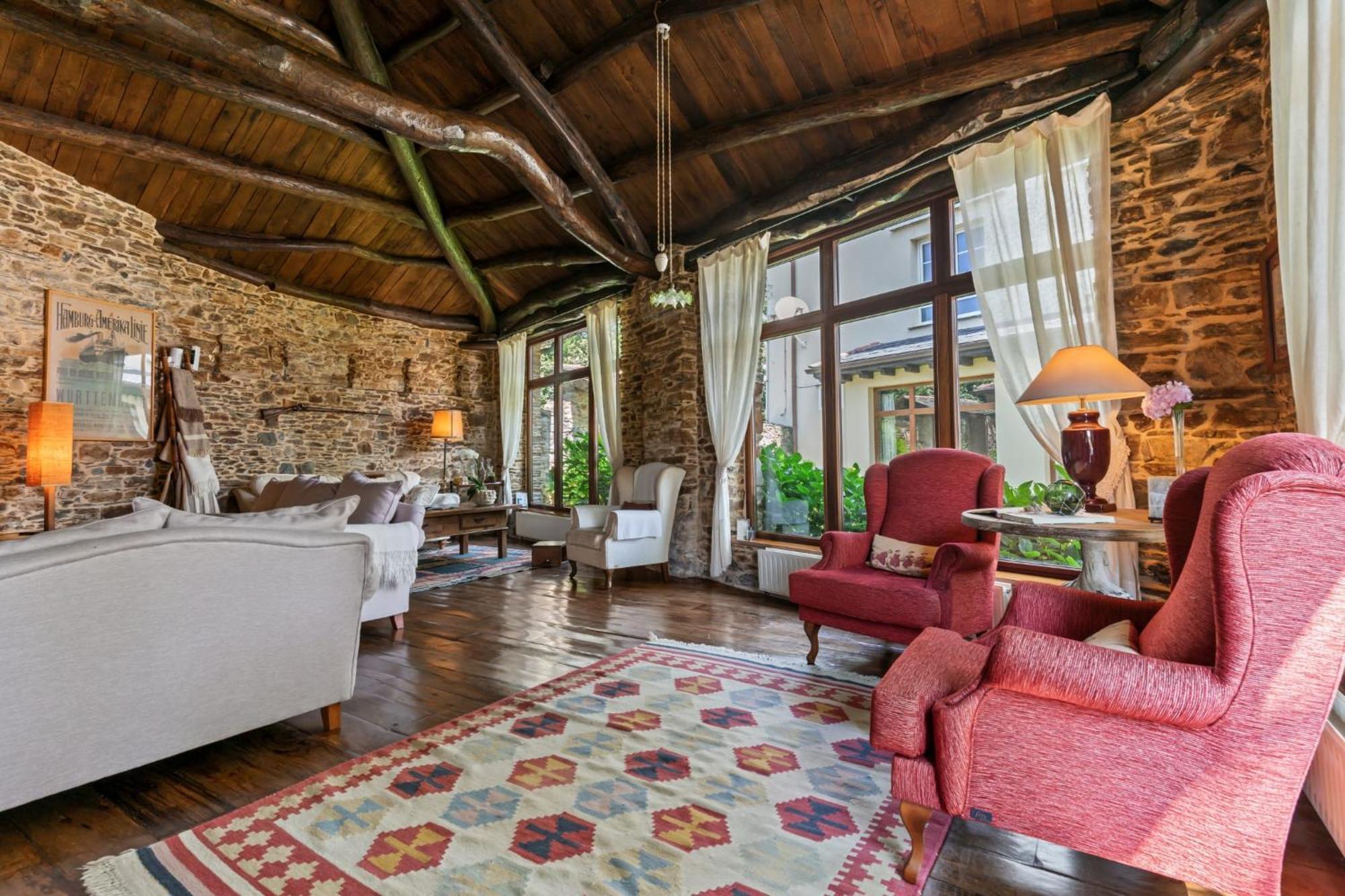Casa Peleyon Bed & Breakfast Castropol Exterior photo