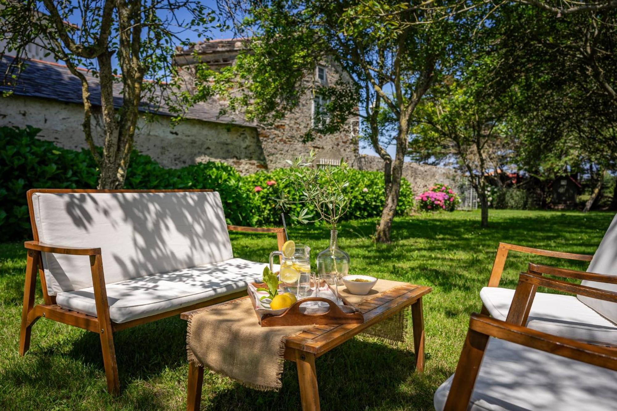 Casa Peleyon Bed & Breakfast Castropol Exterior photo