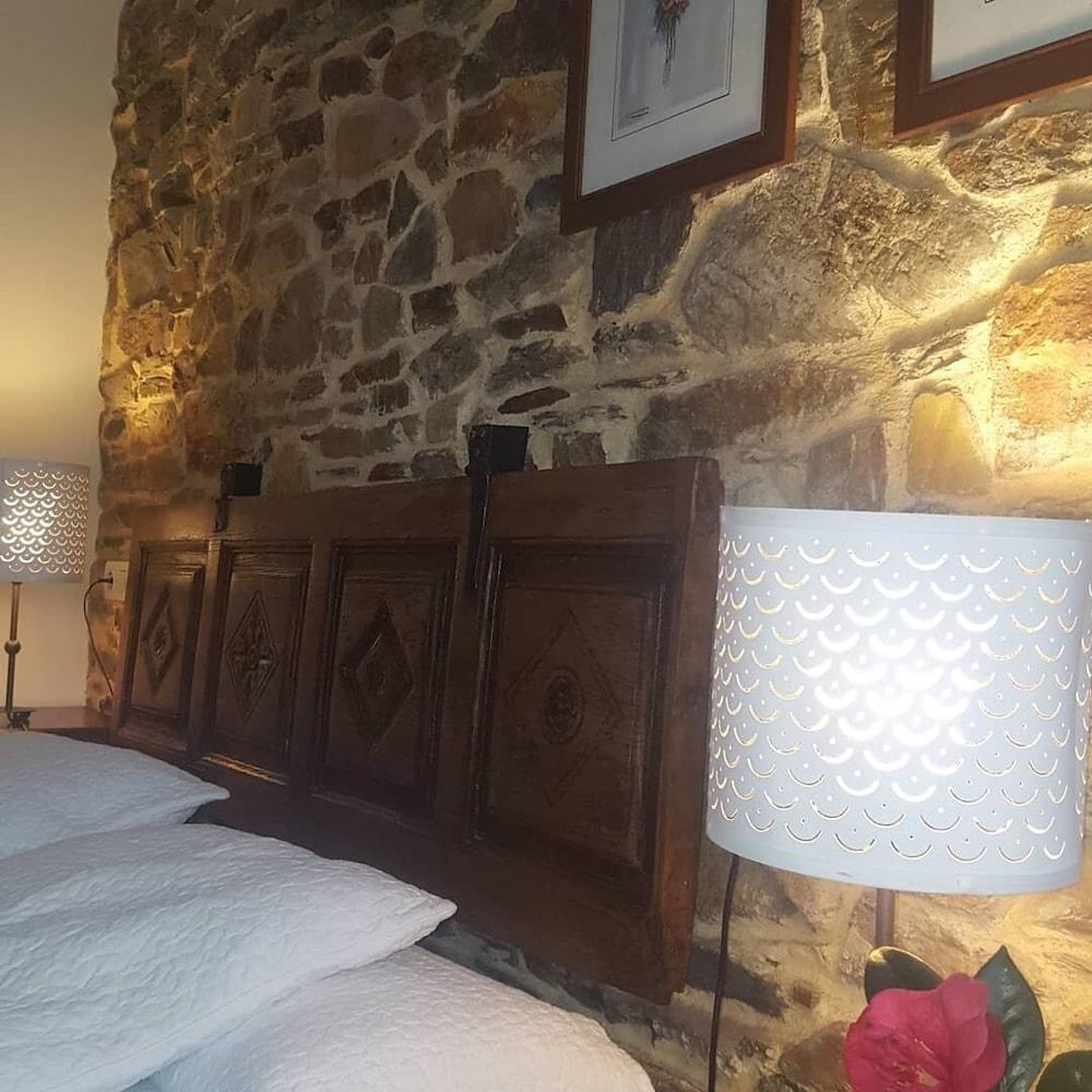 Casa Peleyon Bed & Breakfast Castropol Exterior photo